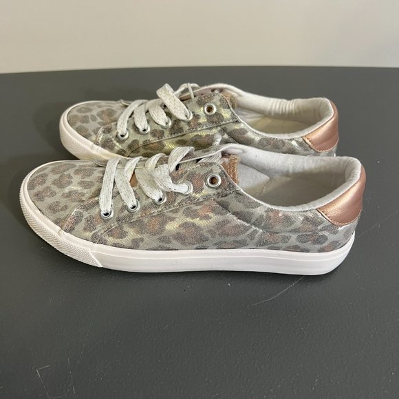 NWOT TREASURE & BOND Silver Pink Leopard Print Sneakers (3M)‎ - Picture 4 of 9